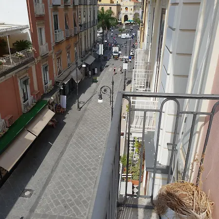 Domino House Center Апартаменты