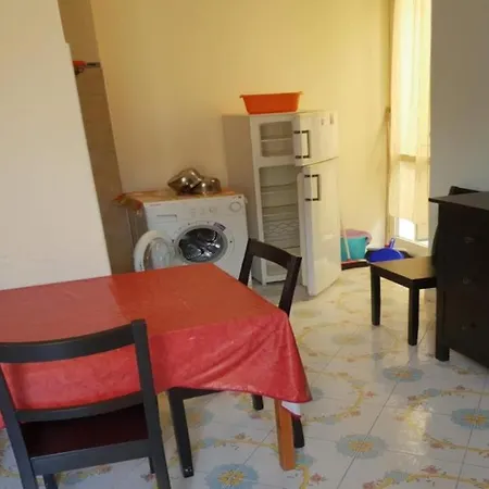 Domino House Center Апартаменты